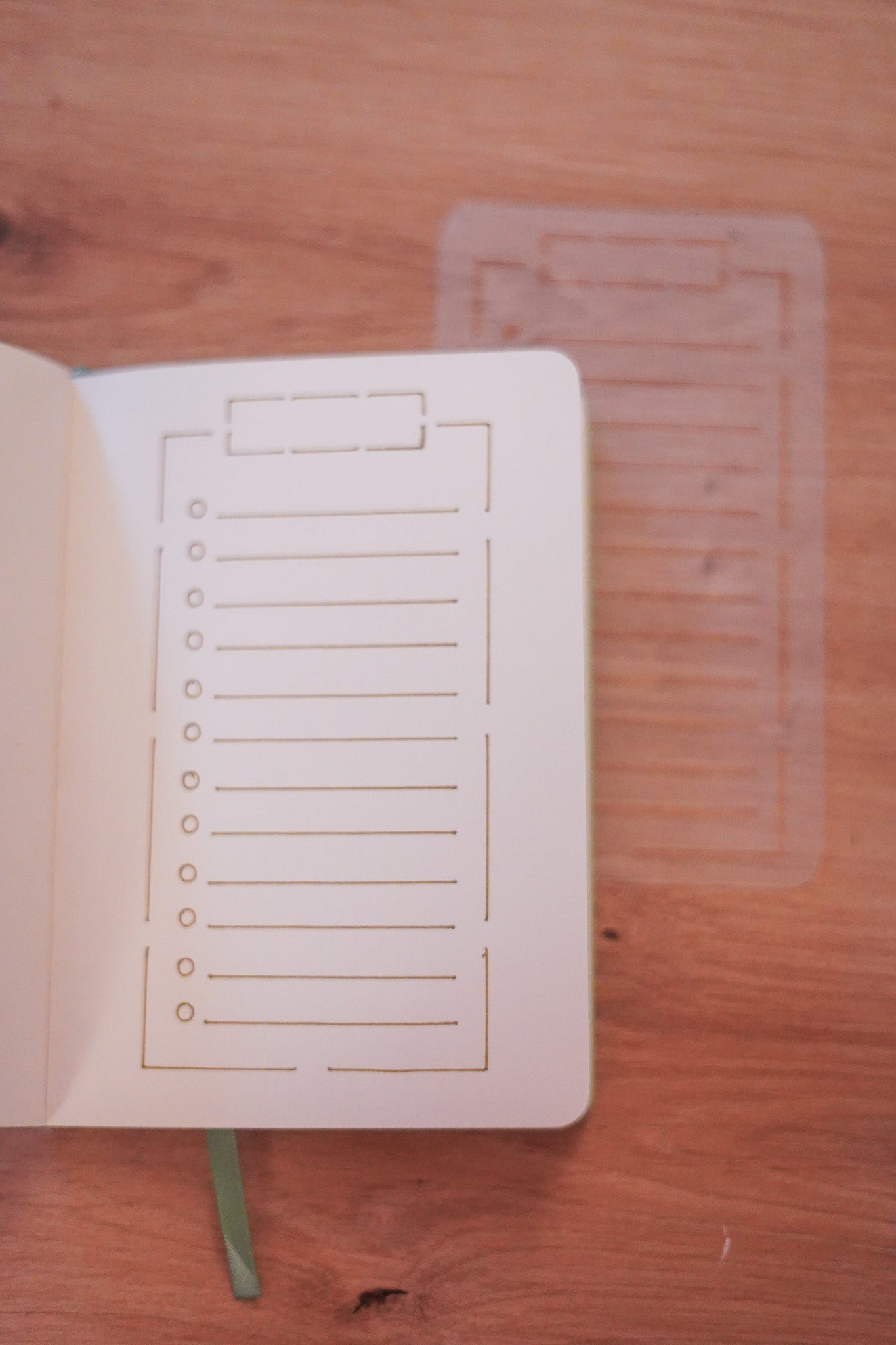 Pochoir A6 "Mini Lunéa"